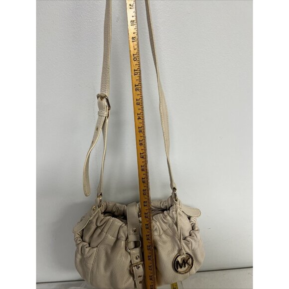 Michael Kors Cream Leather Drawstring Shoulder Bag With Gold Accents - Picture 13 of 14